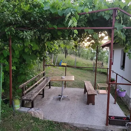 Casa de Férias Studenac Mionica *