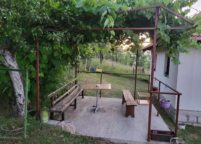 Feriehus Studenac Mionica *